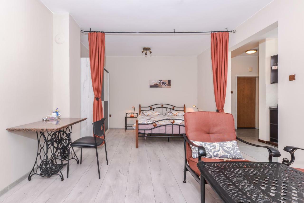 Visit Sofia Macedonia Square Central Apartment By Flat Mаnager Esterno foto