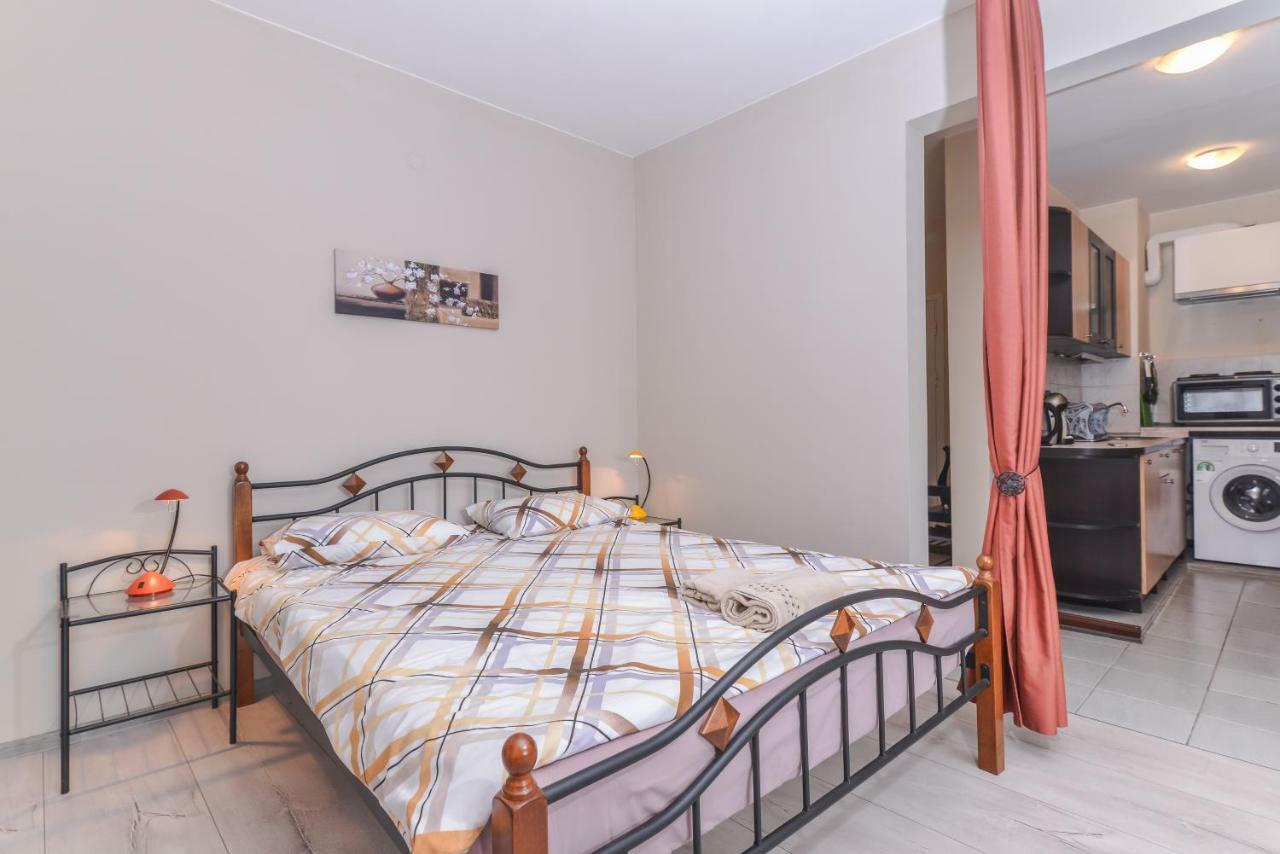 Visit Sofia Macedonia Square Central Apartment By Flat Mаnager Esterno foto